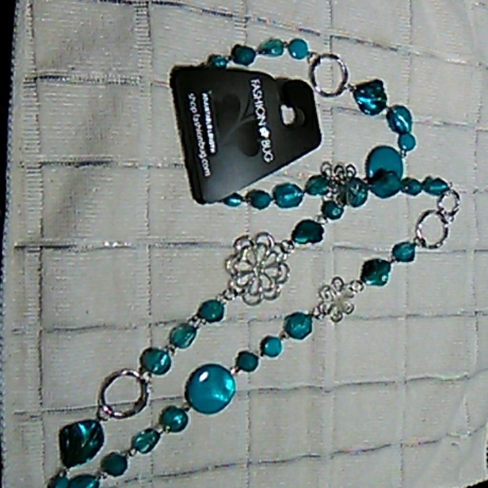 Jewelry fashion bug necklace